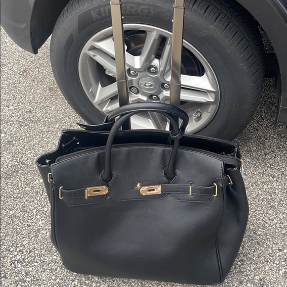 Kc Jagger travel bag - Picture 2 of 3